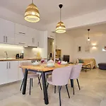 בית נופש Olivia Mare Corfu Astrakeri